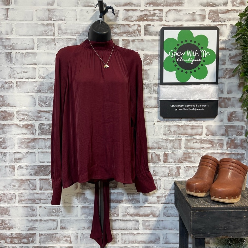 Who what wear Elegant Burgundy Women's Top XL